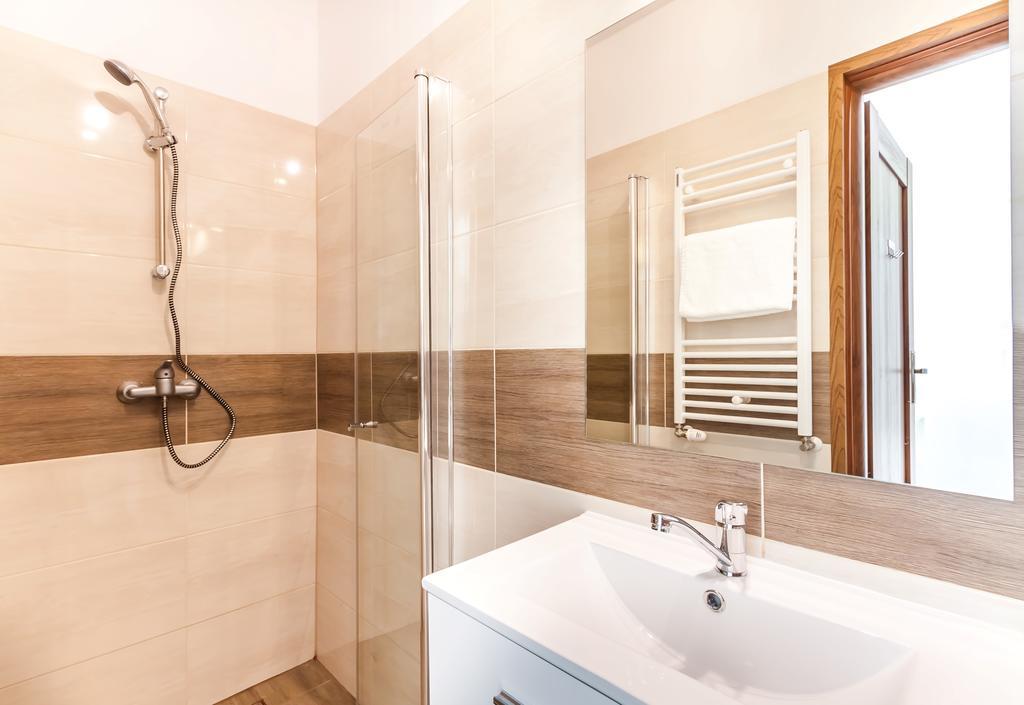 Lupolo Apartments Skwerowa Krakow Bagian luar foto
