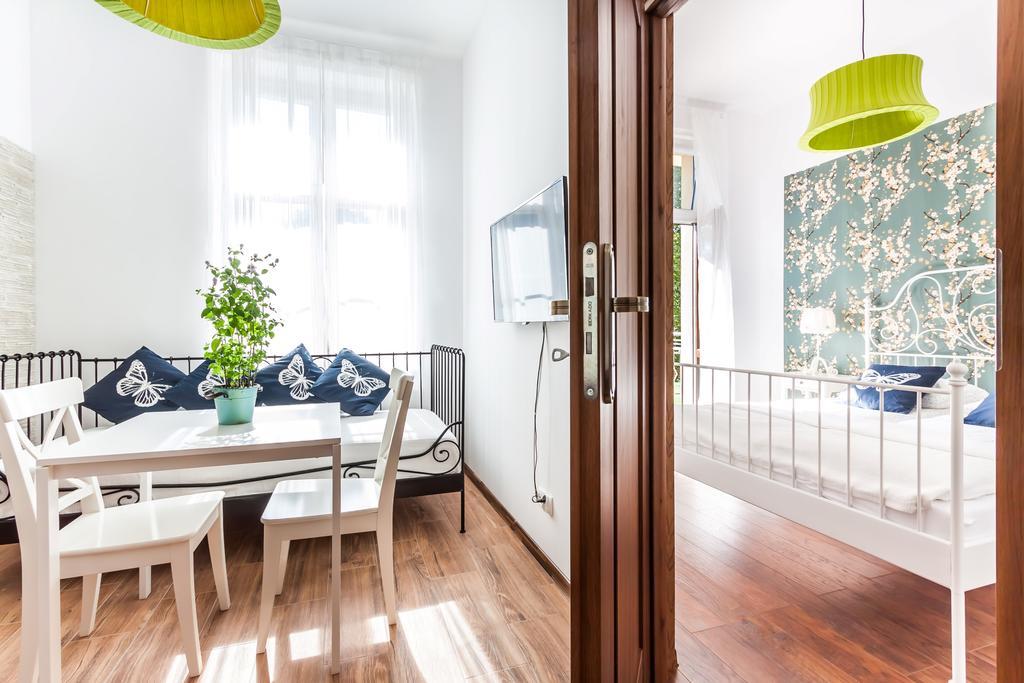 Lupolo Apartments Skwerowa Krakow Bagian luar foto